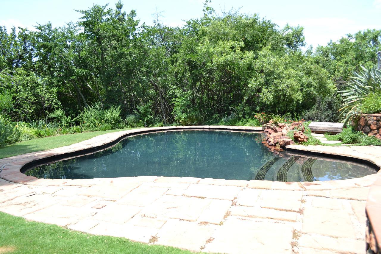 Lydall Wild Tranquil Garden Suites Йоханнесбург Экстерьер фото